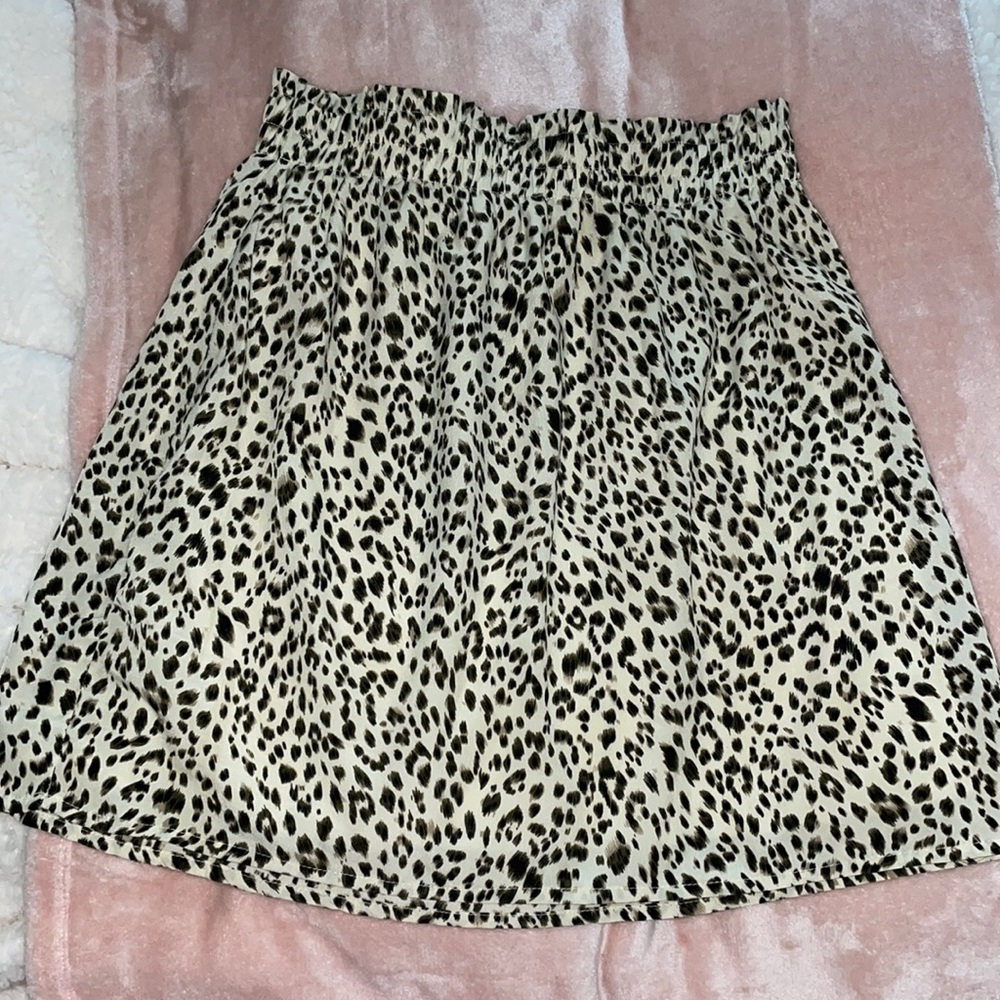 Leopard print skirt